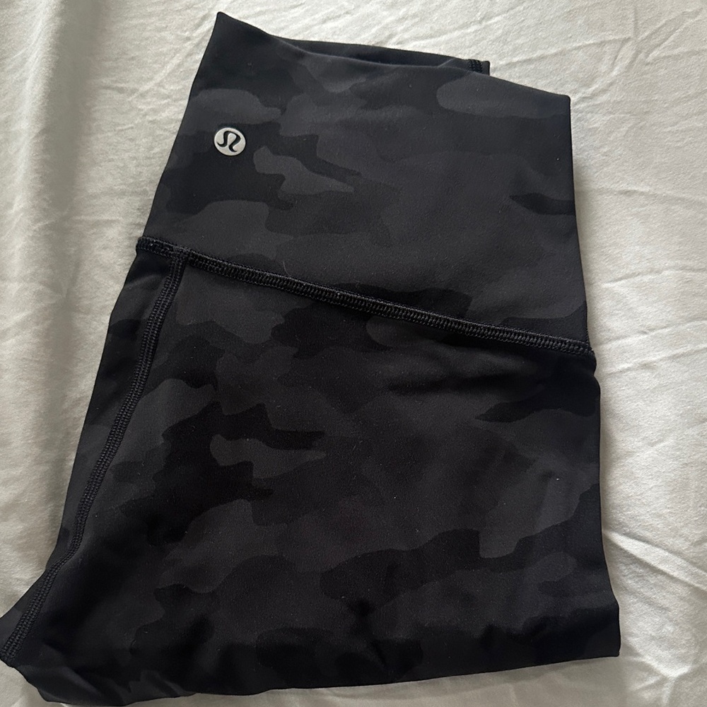 Lululemon Black Camo Leggings